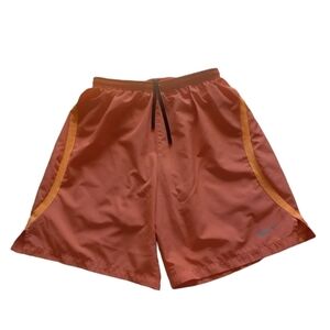 Nike Women's Flex Essential 2-in-1 training shorts - Medium